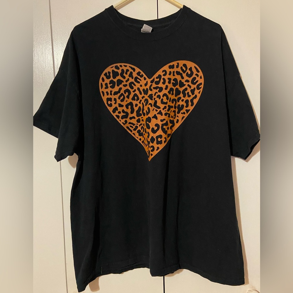 Women’s Gildan T-Shirt